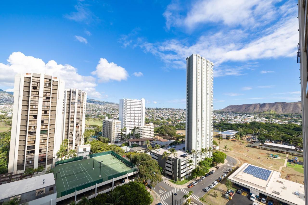 Beautiful Mountain Views Condo, Parking Is Free! Honolulu Exterior foto