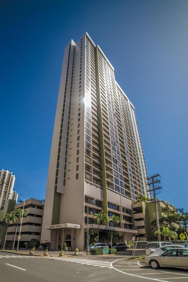 Beautiful Mountain Views Condo, Parking Is Free! Honolulu Exterior foto